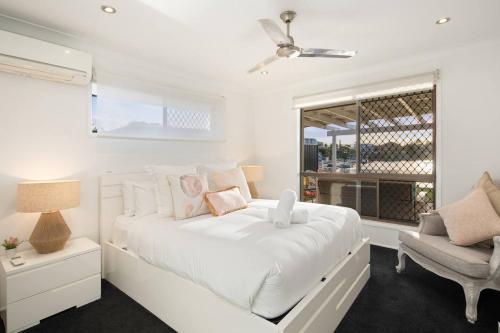 Gallery image of The Elouera - Riverfront Haven near Surfers Paradise in Gold Coast