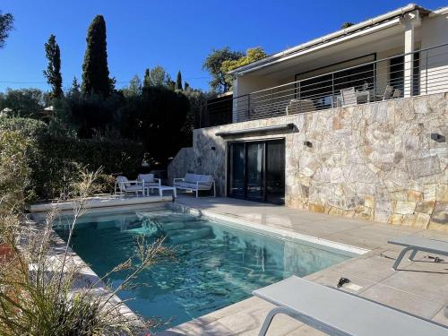 Villa climatisée à Bormes-les-Mimosas avec piscine privée - FR-1-308-206