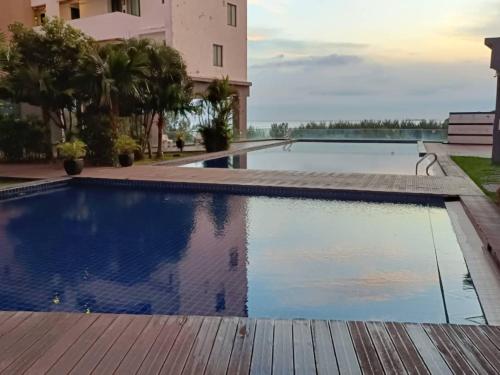 Πισίνα στο ή κοντά στο DWHARF Residence Port Dickson Waterfront