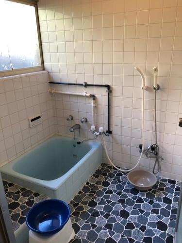 Un baño de ペットと泊れる一軒家三井家みついんく平家の母屋一棟貸切