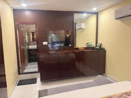 Imagen de la galería de Food Plaza Hotel Shreyash Inn, en Naugachia