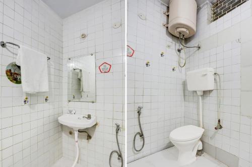 Koupelna v ubytování Collection O Lashkar Gwalior formerly Hotel Banjara