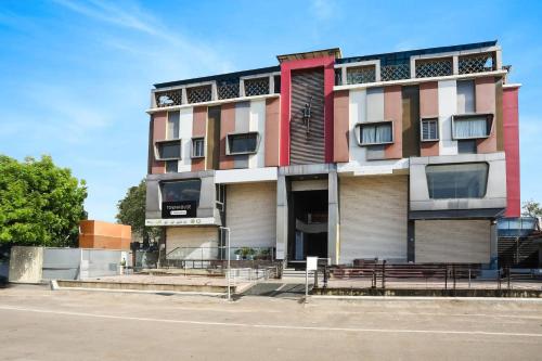 Gallery image of Townhouse Indravihar Formerly Shaily Royal in Kota