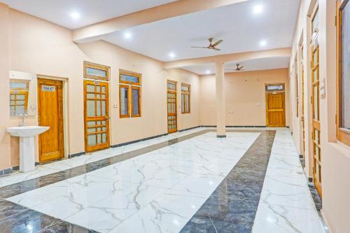 Gallery image of SPOT ON Hitech Hotal in Morādābād