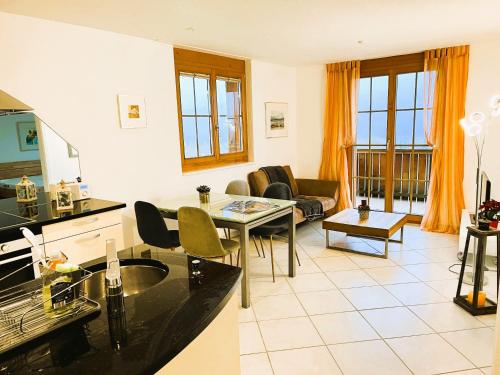 Posezení v ubytování Ferienwohnung Pfrundmatte mit Panoramablick
