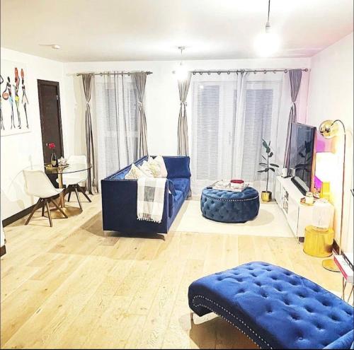 Posezení v ubytování Charming Dartford Apartment with 1 Bedroom