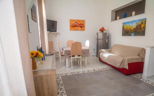 Μια τηλεόραση ή/και κέντρο ψυχαγωγίας στο Ciuri Ciuri