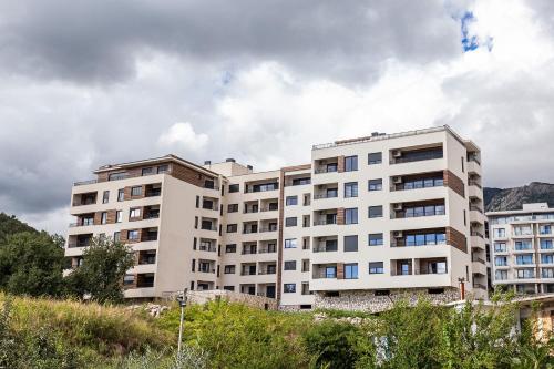 Το κτήριο όπου στεγάζεται  το διαμέρισμα