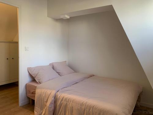 Photo de la galerie de l'établissement Aix, 2 Pers, Chaleureux, Calme, Centre-ville, à Reims