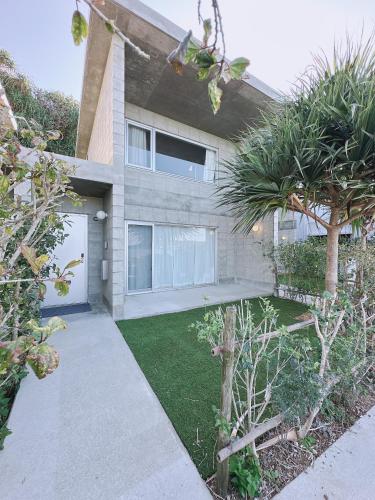 Κήπος έξω από το h villa hamahiga