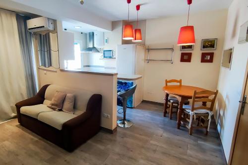 Kuchyňa alebo kuchynka v ubytovaní Apartamento super luminoso