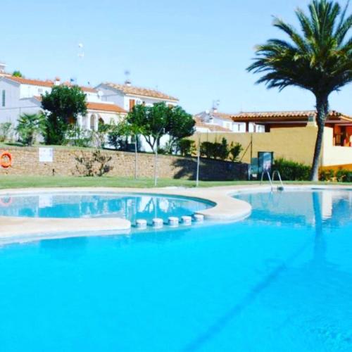 Hola Apartments P28