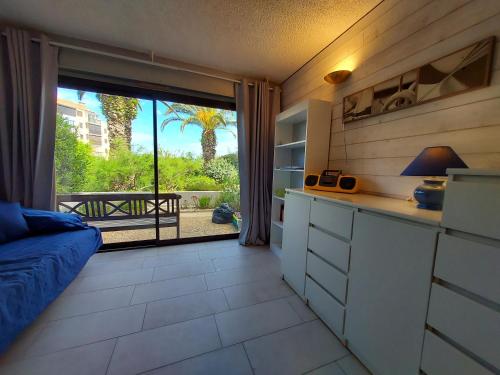 Studio dans Marina avec piscine