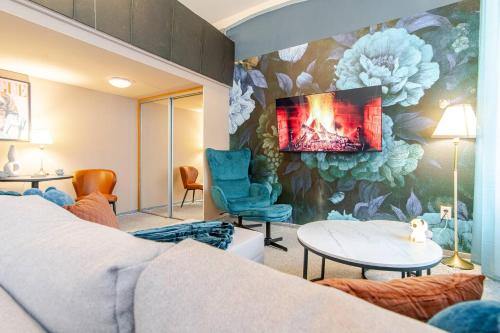 Place of Grace - Central Square