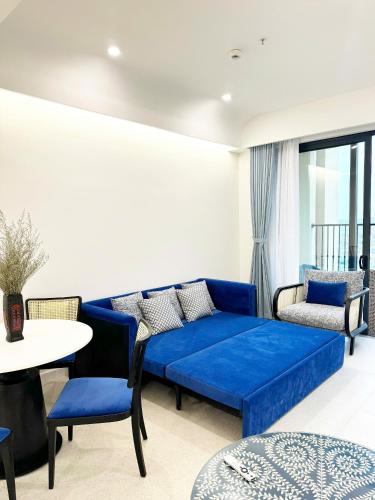 Posezení v ubytování 1BR Apt in Sunset Town Free Pool, Gym
