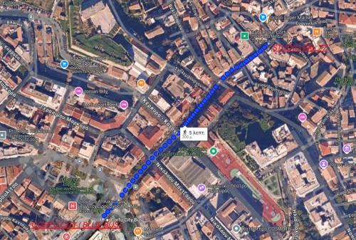 Nespecifikovaný výhled na destinaci Corfu nebo výhled na město při pohledu z apartmánu