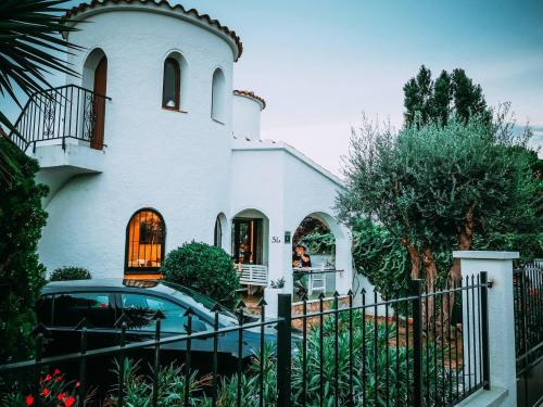 Villa Catalane, proche de la mer, jardin et piscine