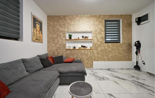 Χώρος καθιστικού στο 2 Bedroom Cozy Home In Jalzabet