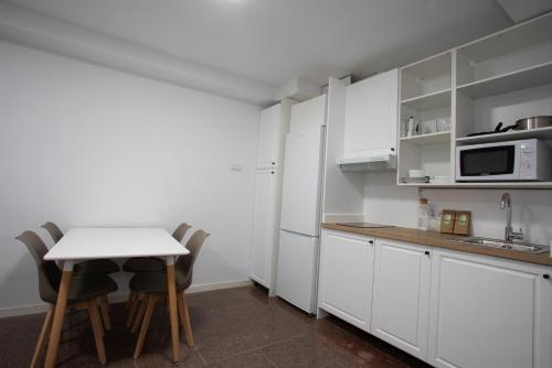 Kuchyň nebo kuchyňský kout v ubytování Residencia Universitaria Resa Colegio de Cuenca