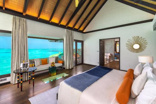 Ruang duduk di OZEN LIFE MAADHOO - Luxury All Inclusive with Free Transfers