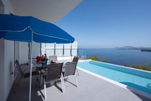 Fotografie z fotogalerie ubytování Cp 8 Bedrooms NL Villas All Pirgi v destinaci Pyrgi