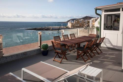 Terrace Penthouse Las Canteras beach