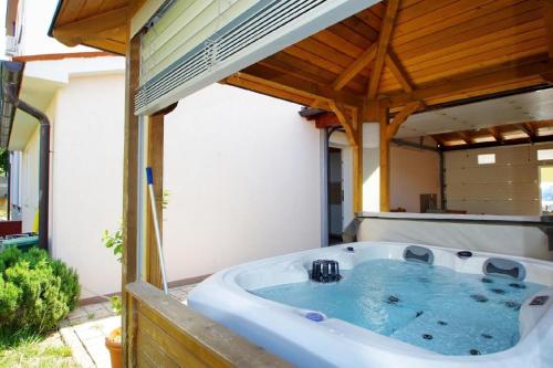 Ferienhaus in Medulin, in der Nähe des Strandes