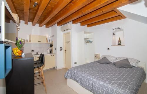 B16 Apartment