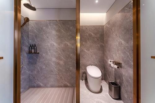 Mercure Shenzhen Nanshanにあるバスルーム