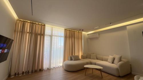 Spacious Luxury Apartment