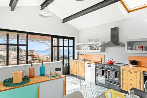 Chic Cabin - Terrace with sea view, beaches