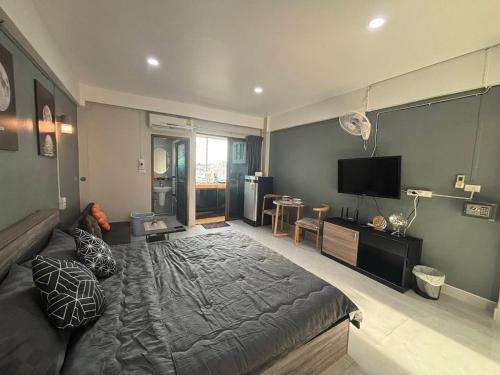 Μια τηλεόραση ή/και κέντρο ψυχαγωγίας στο Monkey apartment 6