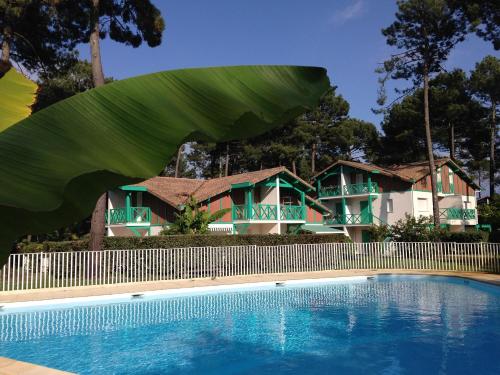 S-Pin 01-Soustons Appartement 4 personnes dans résidence avec piscine et tennis