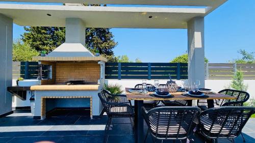 Mamica Luxury Villa
