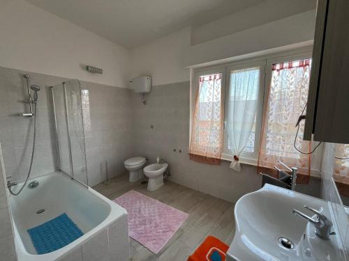 Koupelna v ubytování Rondini Green Line