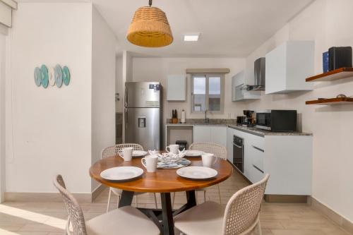 Una cocina o zona de cocina en Residences by Playa Caracol Residences