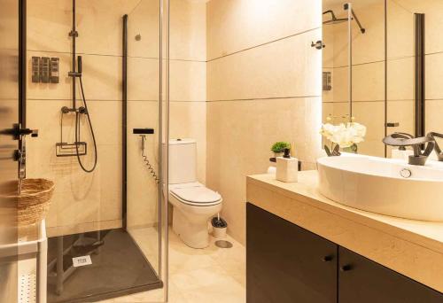 Et badeværelse på AL FATTAH Luxury