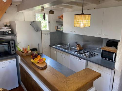 Kuchyň nebo kuchyňský kout v ubytování Villa Chérie 120m2 - Bord de Mer - Olmuccio 9 pers