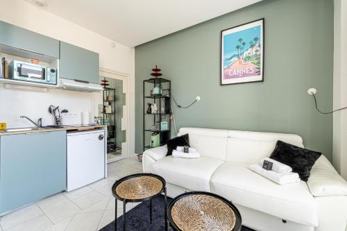 PRIVATE - Small studio for two at 5 minutes from Croisette