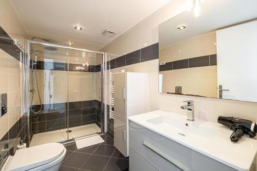 MEY T3 - Magnifique LOFT 3 pièces à 50m du vieux port et des plages