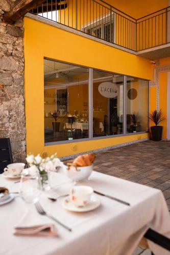 Ruang duduk di L'Acero Sublime Guesthouse