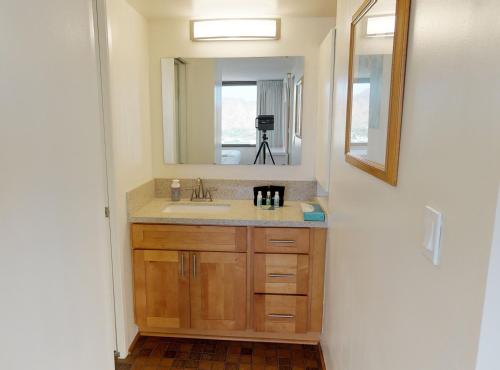 Φωτογραφία από το άλμπουμ του Elevated Condo with Diamond Head & Ocean Views, Steps from Waikiki Beach (13011) στη Χονολουλού