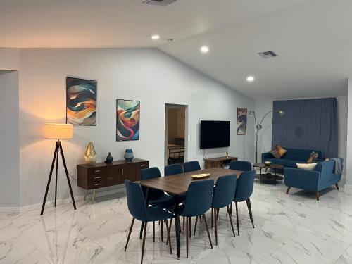 Μια τηλεόραση ή/και κέντρο ψυχαγωγίας στο Sunny Florida!