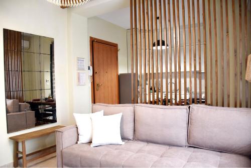 TheAretsouPlace Elegance, 200m from the Sea, Parking, 1G WiFi, Netflix, Cosmote TV