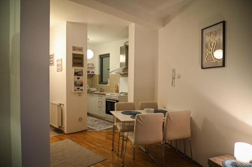 Cuina o zona de cuina de L&B Studio Apartment