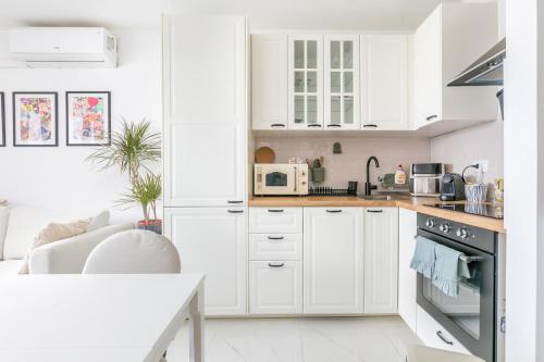 Apartments with WiFi Split - 24241