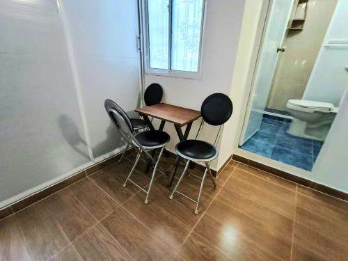 Bilik mandi di APARTAMENTO RODADERO BAHIA In