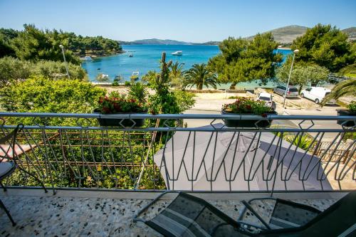 Apartments And Studio Giovanni with heated pool