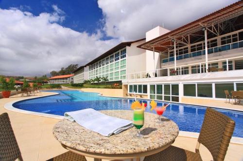 Kolam renang di atau dekat dengan Villa Hípica - Flat com vista para o lago