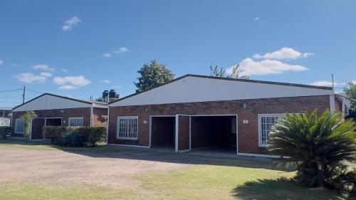 Gallery image of GARTEN3 Casa De 2 Dormitorios en VILLA ANGELA in Villa Ángela